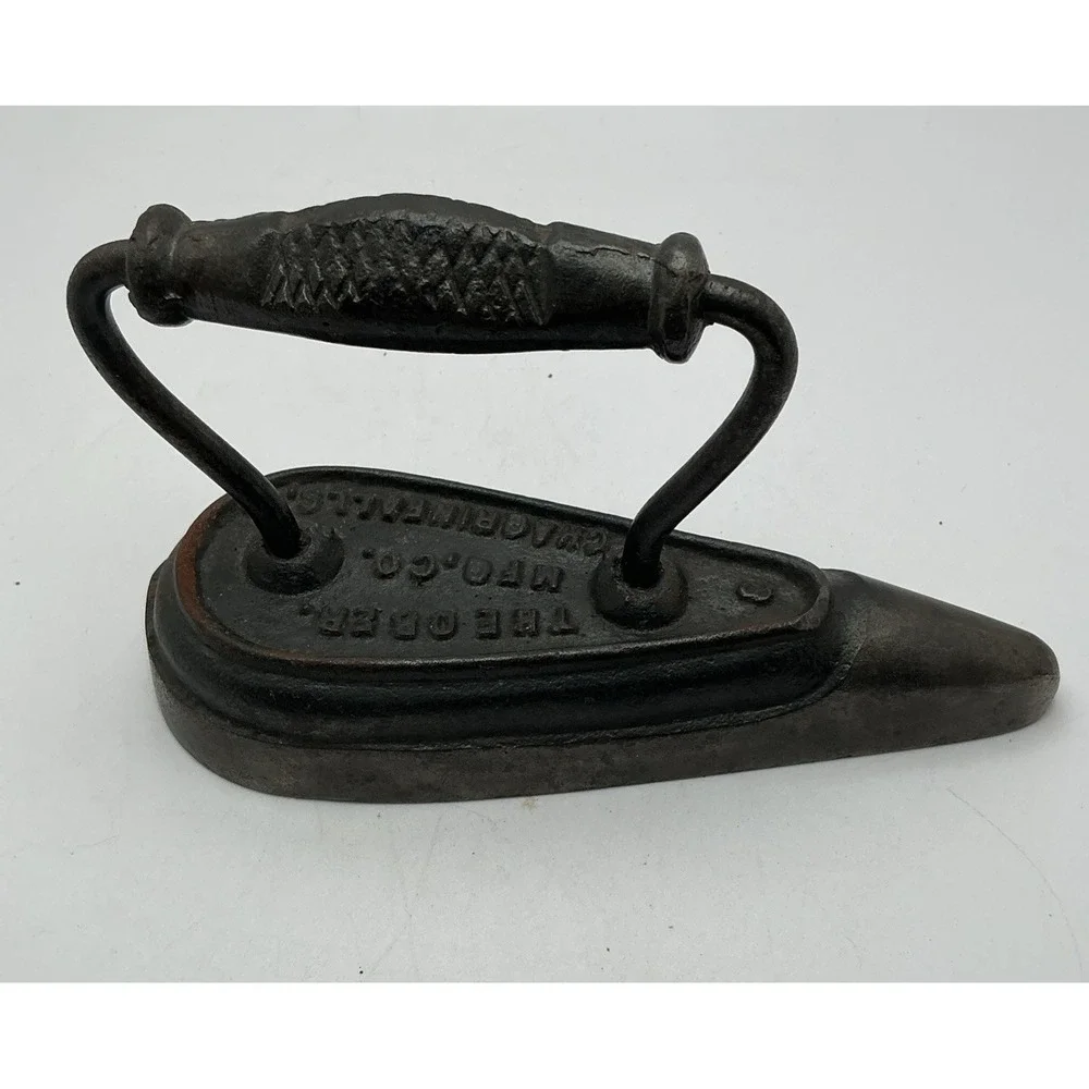 Antique Sleeve Iron,‎ Cast Iron The Ober Mfg Co. Chagrin Falls Ohio 